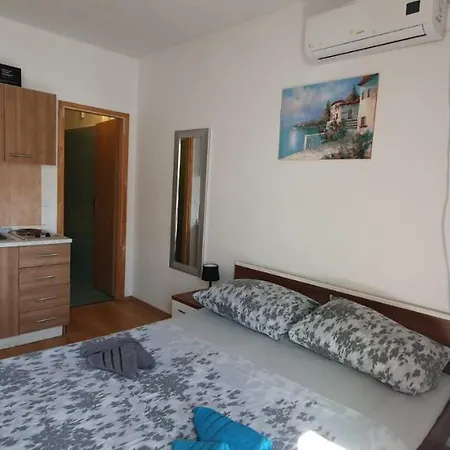 Apartments Muic Tisno Exterior photo