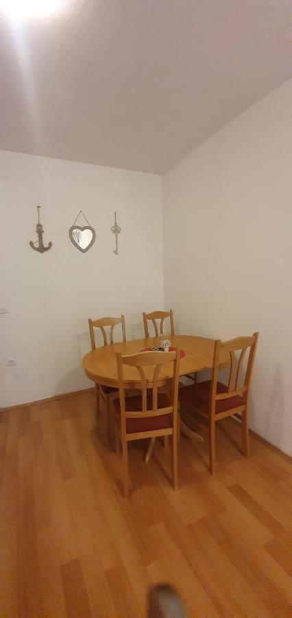 Apartment Muic Tisno